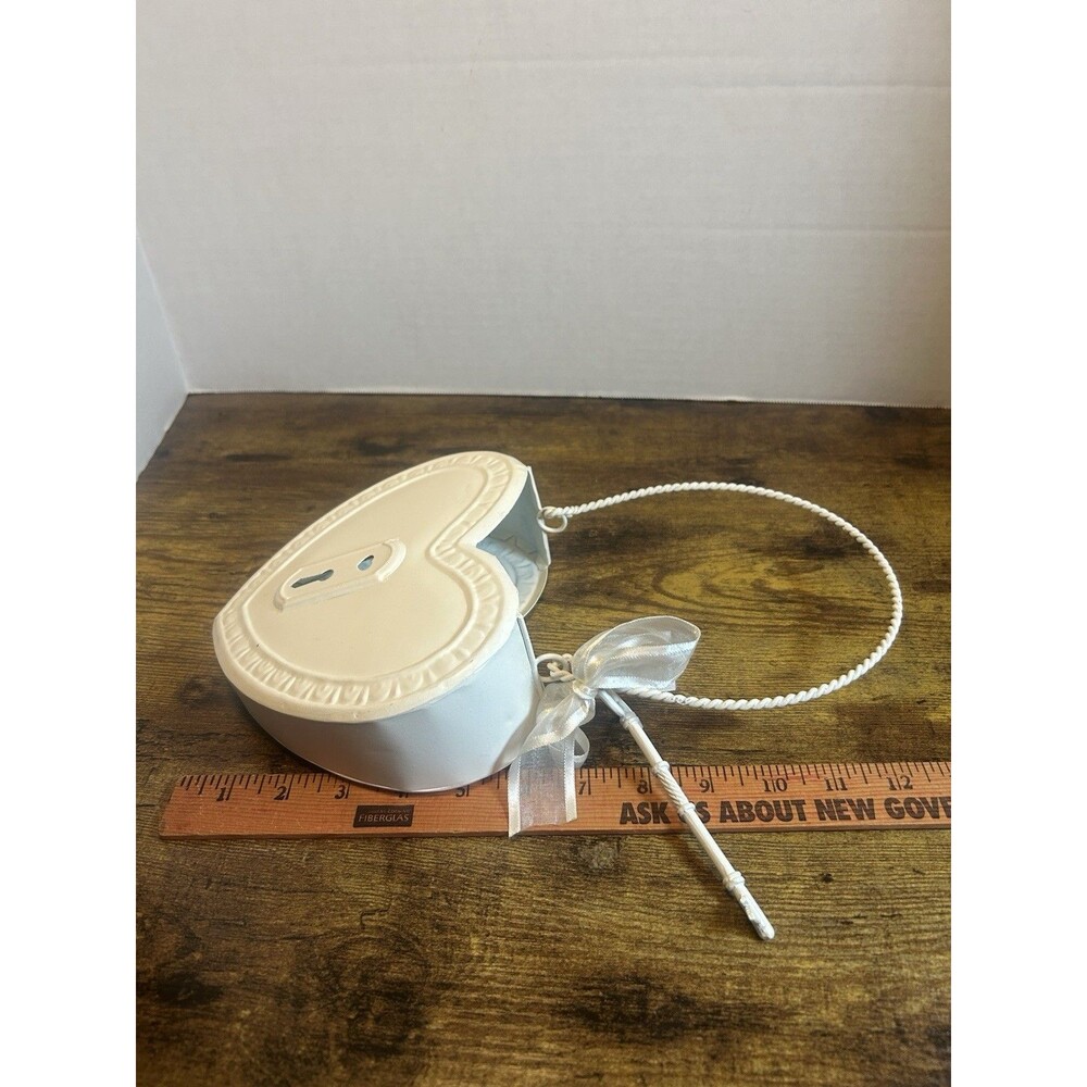 White Metal Heart-Shaped Hanging Lock Box w/ Key Ribbon Bow Small 7in x 5in - Picture 11 of 12